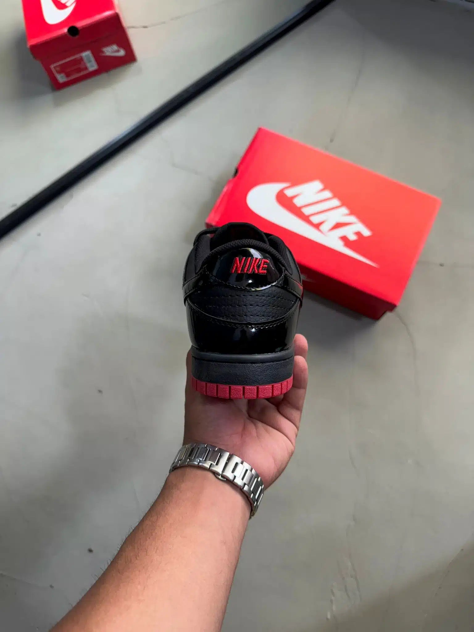 Dunk Low Black/Red Ayakkabı