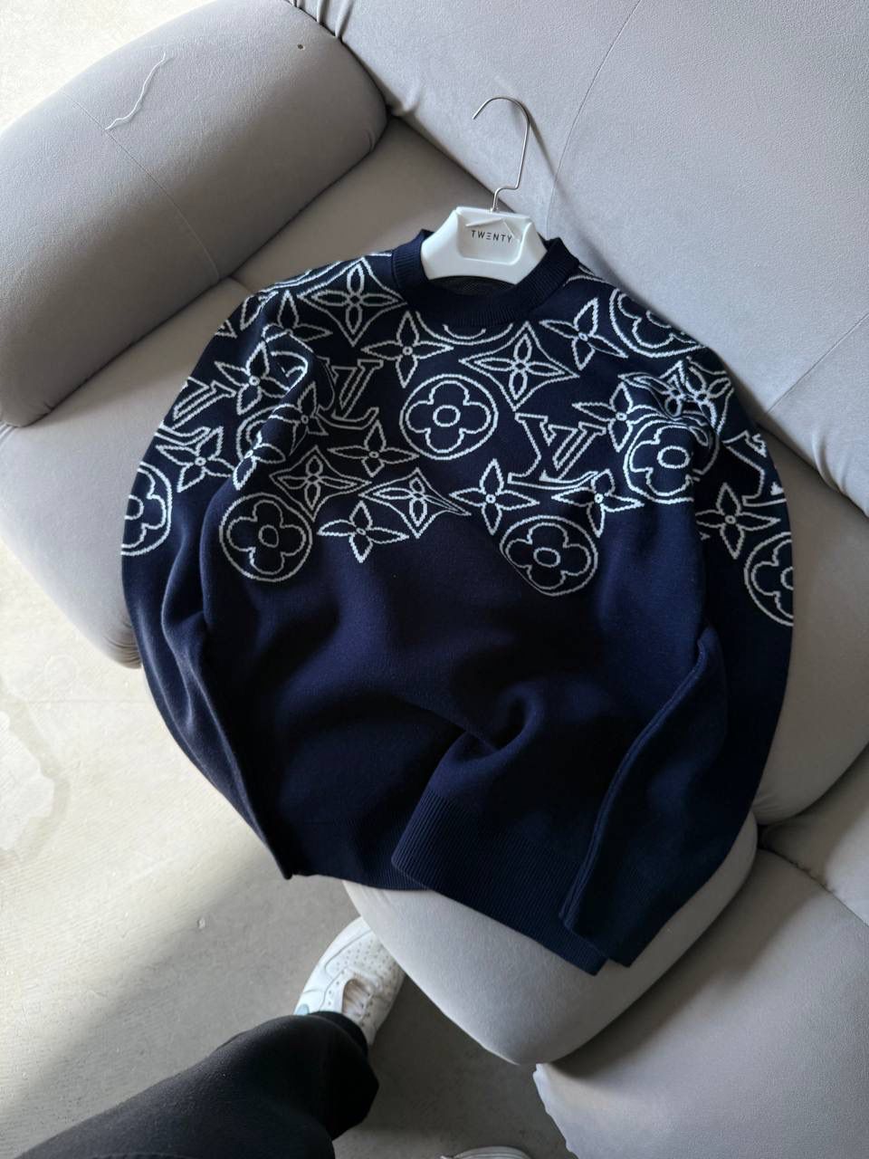 L*uis V*itton Premium Triko